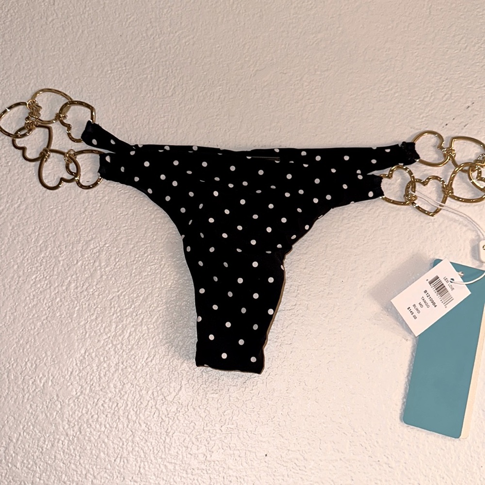 Beach bunny NWT medium tango bottom